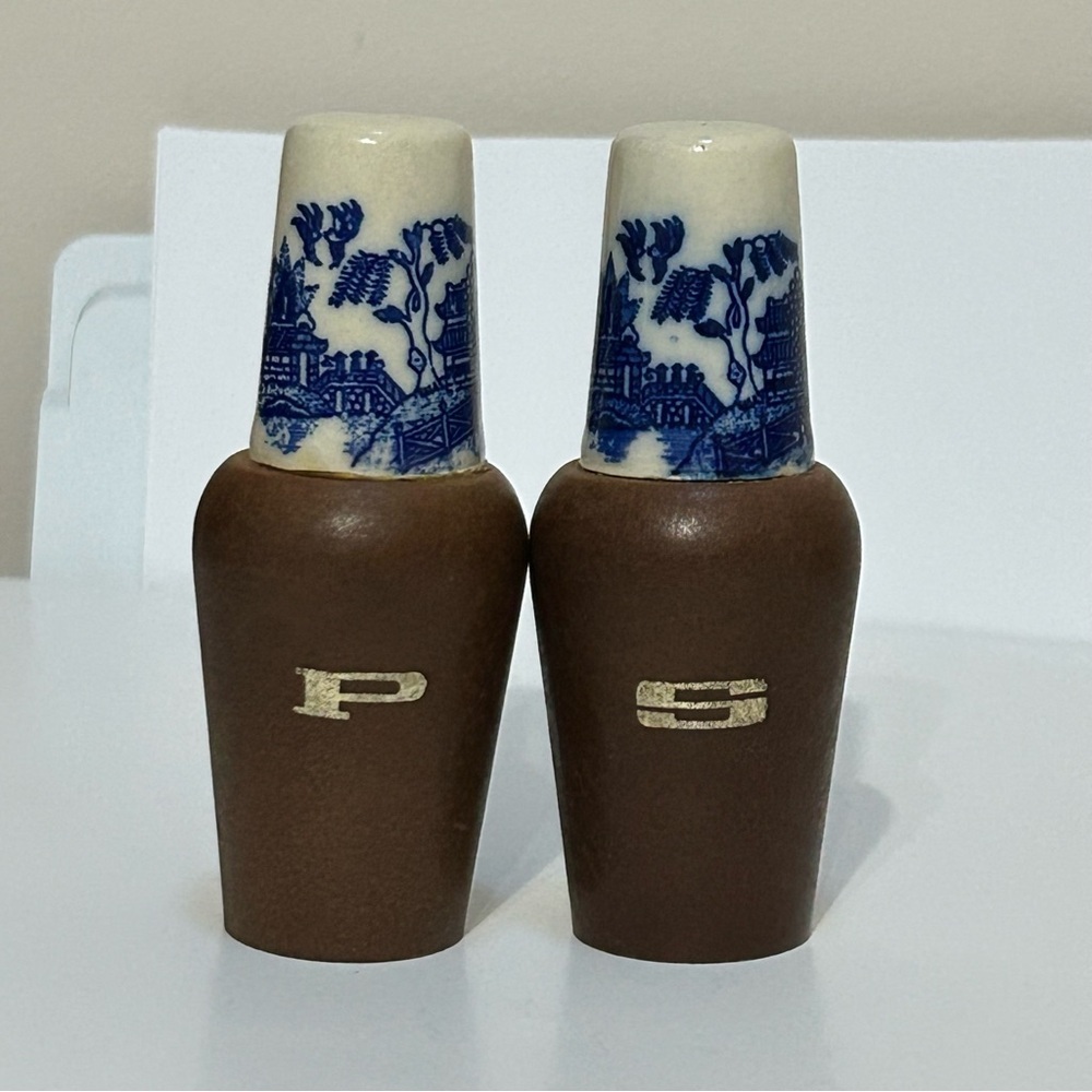 Vintage Blue Willow Ceramic & Wood Salt and Pepper Shakers